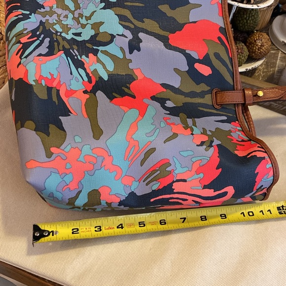 NWOT~2 PC.~FOSSIL Rachel multi~color Coated Canvas with Leather Trim and Straps - Picture 3 of 13